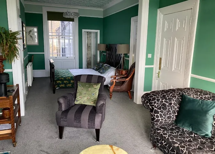 Paragon Home